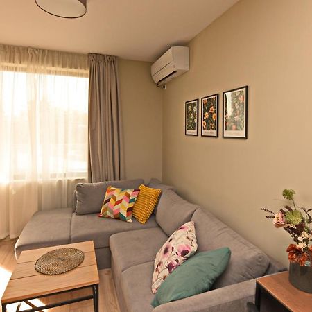 Kalina Apartment Казанлък Екстериор снимка