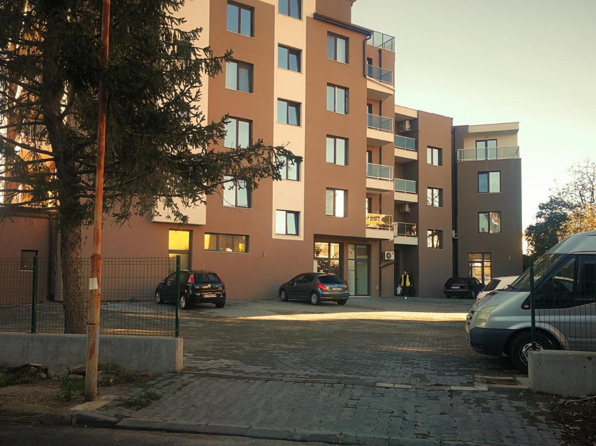 Kalina Apartment Казанлък Екстериор снимка